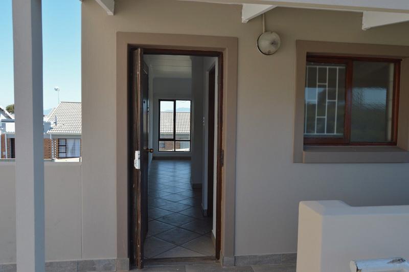 1 Bedroom Property for Sale in Heiderand Western Cape